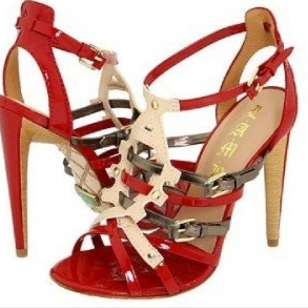 L.A.M.B. by Gwen Stefani “LaDonna” Gladiators